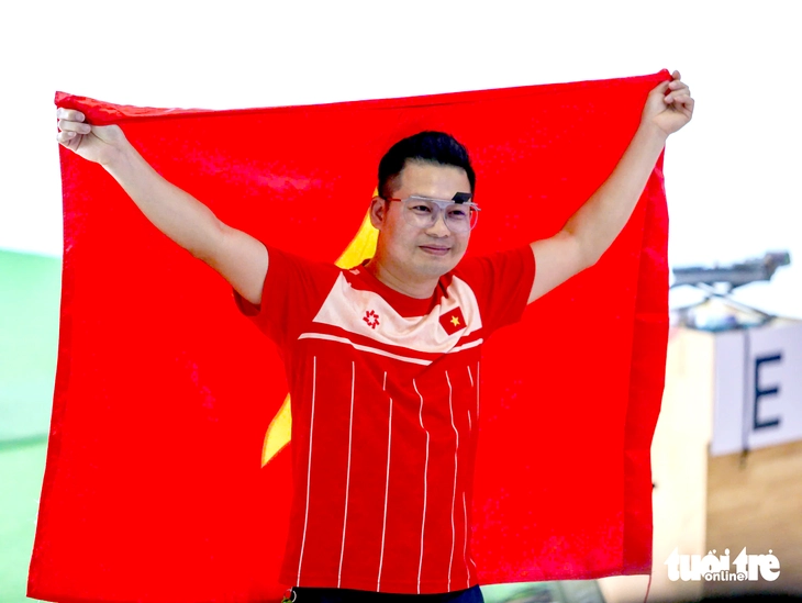 Xạ thủ Hà Minh Thành vẫn duy trì đẳng cấp ở tuổi 40 - Ảnh: THANH ĐỊNH

