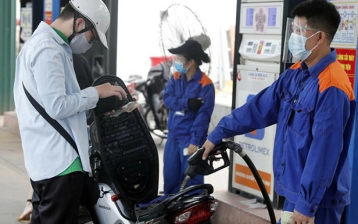 Giá xăng dầu tiếp tục giảm tại kỳ điều hành ngày hôm nay 18/12