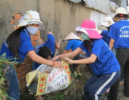 Hoạt động Đoàn trong trường học đã đông về số, cần mạnh về chất.