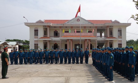 Dân quân tự vệ chấp hành nghiêm mệnh lệnh chỉ huy, tham gia huấn luyện đầy đủ theo quy định.