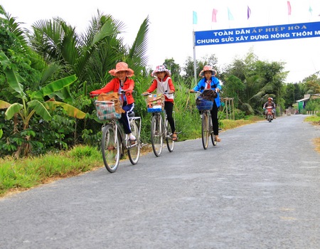 Đầu tư cho kết cấu hạ tầng- nhất là hạ tầng giao thông cũng sẽ được huyện quan tâm.