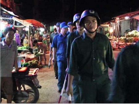 Lực lượng công an tăng cường công tác tuần tra, tấn công tội phạm giữ gìn an ninh trật tự.