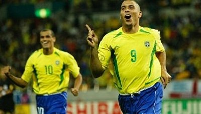 Siêu sao Ronaldo, Rivaldo trong màu áo ĐT Brazil.