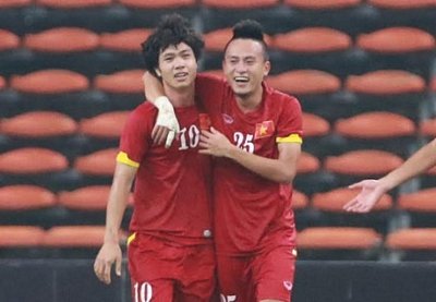 Công Phượng, Huy Toàn và Duy Mạnh là 3 cầu thủ Việt Nam được ghi danh