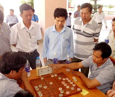 Các thí sinh trong phần thi môn cờ tướng.