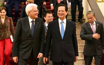 Thủ tướng Nguyễn Tấn Dũng và Tổng thống Italy Sergio Mattarella. Ảnh: VGP/Nhật Bắc