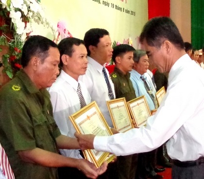 Các cấp ủy Đảng, chính quyền tỉnh Vĩnh Long luôn quan tâm chỉ đạo và giúp công an cơ sở hoàn thành tốt nhiệm vụ được giao.