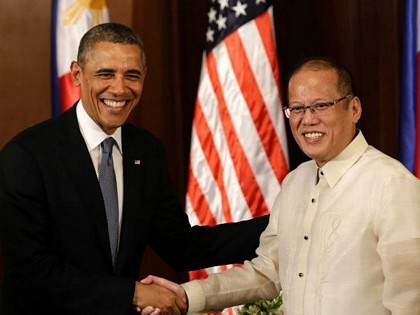 Tổng thống Mỹ Barack Obama và người đồng cấp Philippines Benigno Aquino trong cuộc gặp tại Manila, Philippines tháng 4/2014. (Nguồn: Reuters)