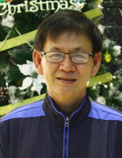 Ông Phan Tấn Bện, kỹ sư nông dân có 15 sáng chế. Ảnh: H.P