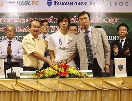 Tuấn Anh (8) gia nhập Yokohama FC từ mùa tới (ảnh: Nguyễn Đình)