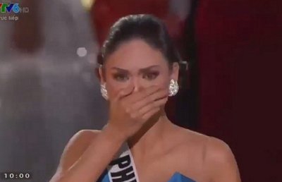 Hoa hậu Hoàn vũ 2015 - Pia Alonzo Wurtzbach vẫn sốc trước thông báo mới nhất của MC.