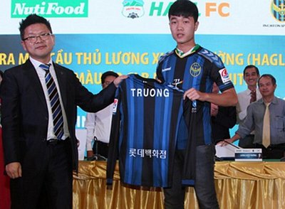 Xuân Trường chính thức gia nhập Incheon United.