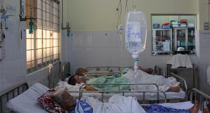 Bệnh nặng, bệnh ở người già cần có phương pháp điều trị tiến bộ, chăm sóc tích cực.