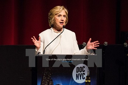 Bà Hillary Clinton phát biểu tại một sự kiện ở thành phố New York ngày 19/11. (Nguồn: AFP/TTXVN)