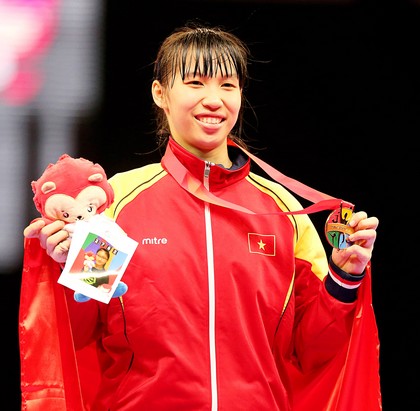 Trương Thị Kim Tuyền (Taekwondo- Vĩnh Long) gương mặt thể thao số 1 của tỉnh Vĩnh Long 2015.