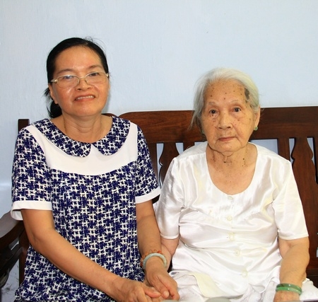 Đồng chí Nguyễn Thị Liên- 93 tuổi đời, 76 tuổi Đảng.