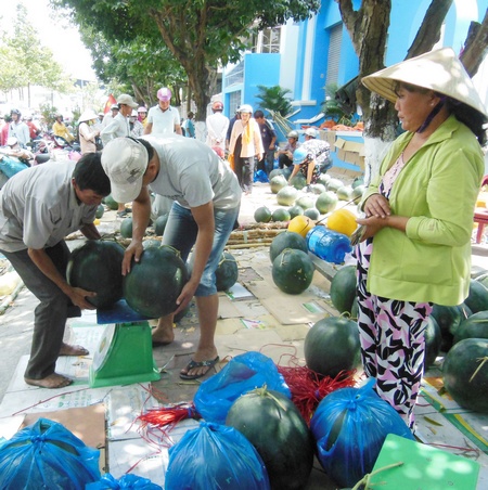 Dưa ăn hiện có giá từ 4.000- 6.000 đ/kg.