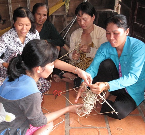 Vĩnh Long xác định giải quyết việc làm, ổn định thu nhập là một trong những giải pháp trọng tâm để giảm nghèo.