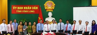Đoàn công tác tỉnh Xiêng Khoảng đến thăm và làm việc với UBND tỉnh