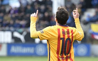 Messi chưa hề có dấu hiệu giảm sút phong độ trong gần một thập kỷ. Ảnh: Reuters