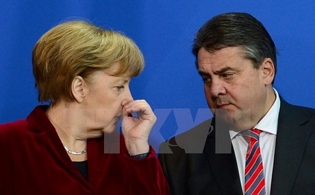 Thủ tướng Đức Angela Merkel và Phó Thủ tướng kiêm Bộ trưởng Năng lượng-Kinh tế Sigmar Gabriel. (Nguồn: AFP/TTXVN)