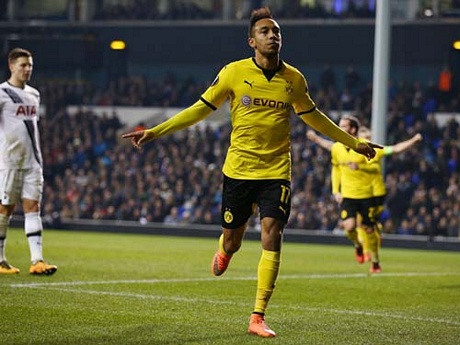 Tiền đạo Pierre-Emerick Aubameyang sau khi ghi bàn vào lưới Tottenham (Ảnh: Sportinglife)