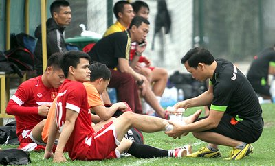 Tình hình chấn thương của ĐT Việt Nam vẫn chưa có dấu hiệu thuyên giảm. Ảnh: Song Ngọc