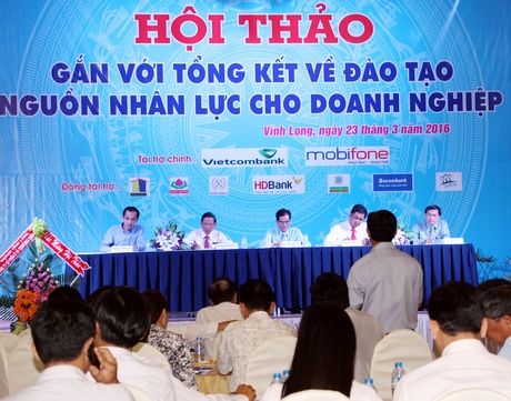 Đào tạo nguồn nhân lực trong doanh nghiệp đang là vấn đề được quan tâm.