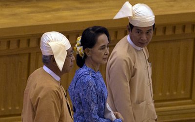 Bà Aung San Suu Kyi được bổ nhiệm làm Bộ trưởng Ngoại giao Myanmar. (Ảnh: AP)