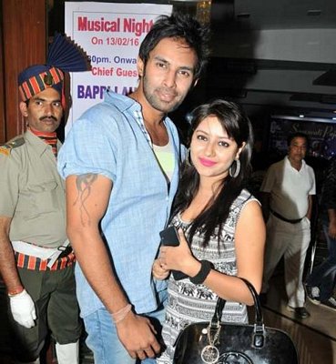 Pratyusha Banerjee và bạn trai Rahul Raj Singh.