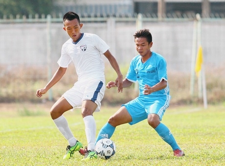 Thanh Thảo (8, AG áo trắng) trước Hoàng Minh (2, VL).