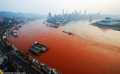    Sông Dương Tử ngày càng ô nhiễm (ảnh: Chinafotopress)