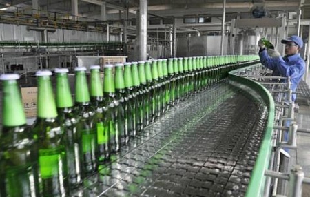 Heineken đã có quý I kinh doanh khá thuận lợi. Ảnh: Reuters