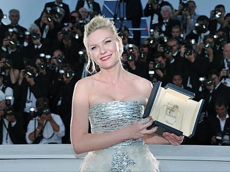 Kristen Dunst, Nữ diễn viên xuất sắc nhất năm 2011, đã ngồi ghế giám khảo LHP Cannes 2016