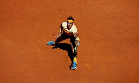 Nadal tiếp tục chuỗi chiến thắng trên sân đất nện. Ảnh: Reuters.