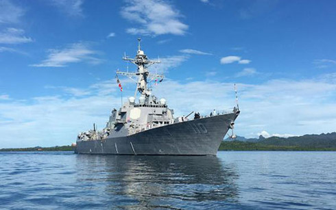 Tàu khu trục mang tên lửa dẫn đường USS William P. Lawrence. (Ảnh: Hải quân Mỹ)