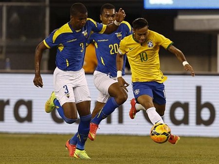 Brasil sẽ đối đầu với Ecuador vào lúc 9h