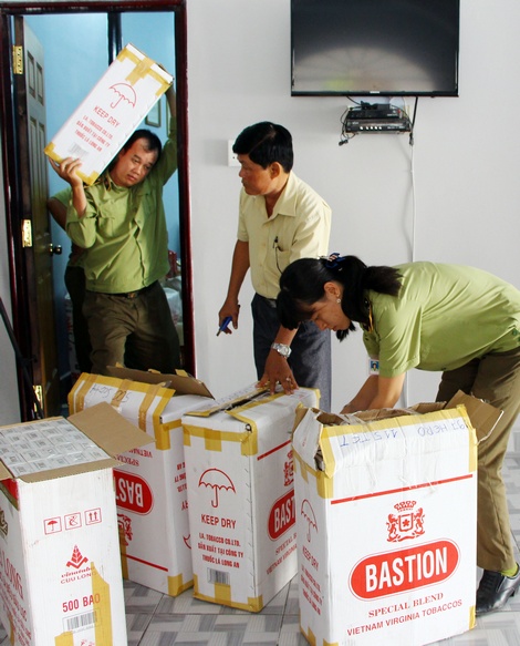 Buôn bán, vận chuyển thuốc lá lậu có chiều hướng gia tăng.