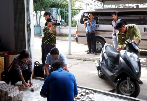 Bằng tình yêu nghề những người làm báo có thể vượt qua mọi khó khăn, thử thách.