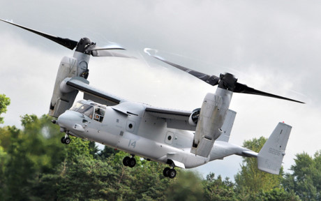 V-22 Osprey được coi là hình mẫu của máy bay đổ bộ tương lai, nó được trang bị 2 động cơ cánh quạt có thể xoay 90 độ. (Ảnh: Boeing)