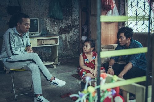 Phim quy tụ một dàn diễn viên toàn những tên tuổi nổi tiếng của làng hài.