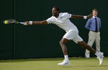 Monfils chia tay Wimbledon 2016 ngay trong ngày thi đấu đầu tiên.