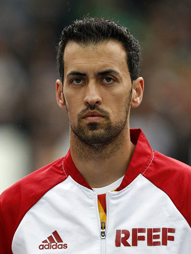 4. Tiền vệ Sergio Busquets (Tây Ban Nha): Thi đấu cực kỳ sa sút ở EURO 2016.