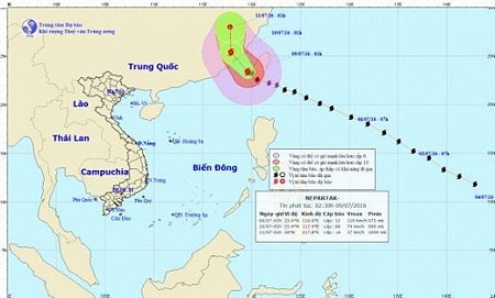 Vị trí đường đi của siêu bão Nepartak. Ảnh: NCHMF  