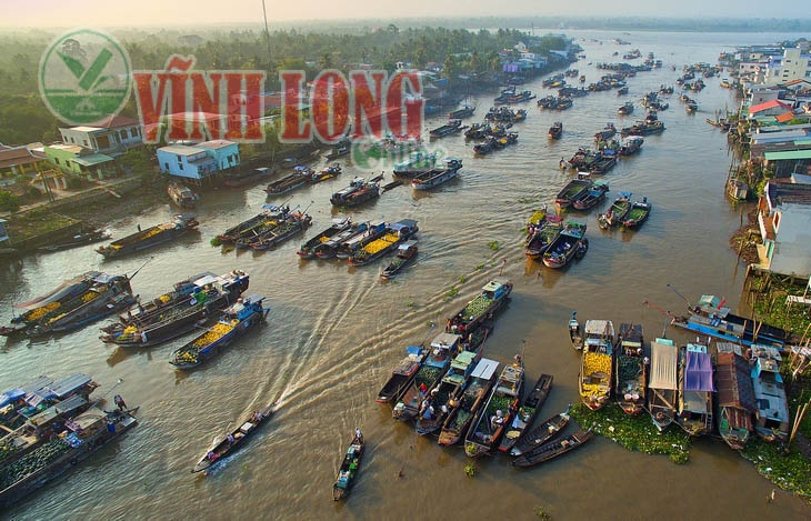 Dòng sông cái bè bên sông Tiền