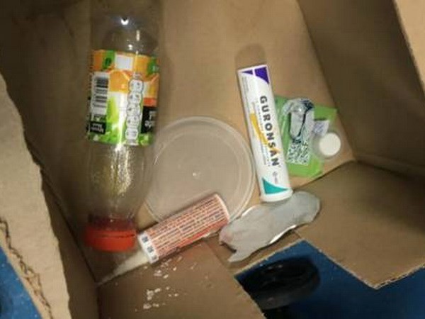 Thuốc sủi Guronsan được phát hiện trong phòng thay đồ tuyển Pháp. (Nguồn: Bild)