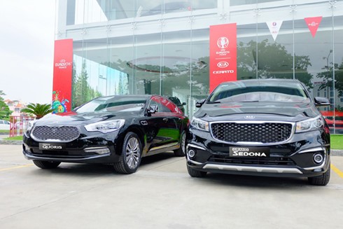 Những mẫu xe chiến lược của KIA đang tạo sức hút mạnh trên thị trường bởi thiết kế tinh tế, tính tiện nghi cao cùng mức giá bán hợp lý. 
