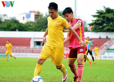 Hai đội đã cống hiến một 