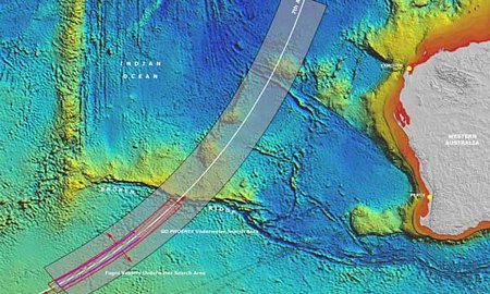 Bản đồ do Trung tâm điều phối tìm kiếm MH370 cung cấp cho thấy khu vực tìm kiếm hơn 120.000 km² ở Nam Ấn Độ Dương. Ảnh: EPA