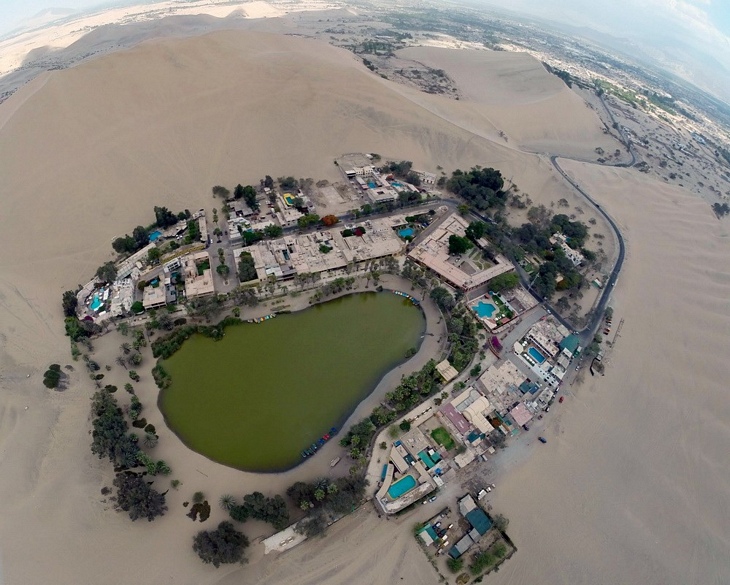 Ốc đảo Huacachina tại Inca, Peru. (Nguồn: AFP)